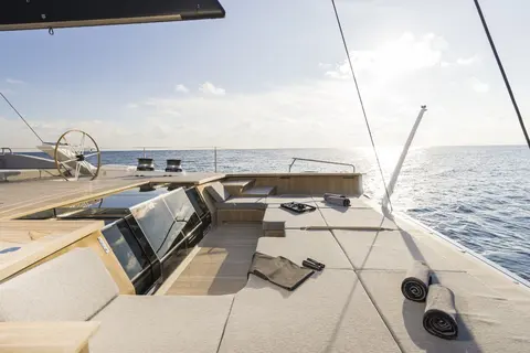 Cefea Yacht Charter, photograph 8