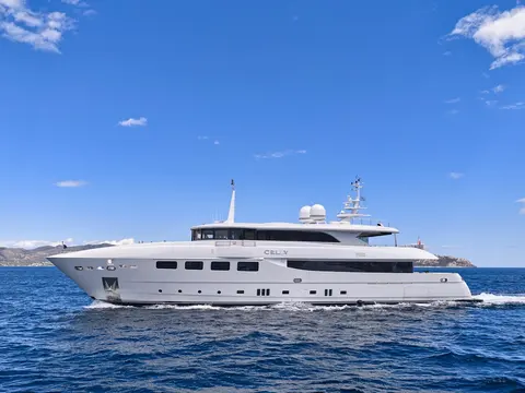 Celia P Yacht Charter, photograph 10