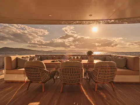 Celia P Yacht Charter, photograph 2