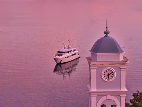 Celia P Yacht Charter, photograph 5