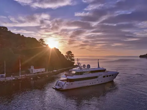 Celia P Yacht Charter, photograph 7