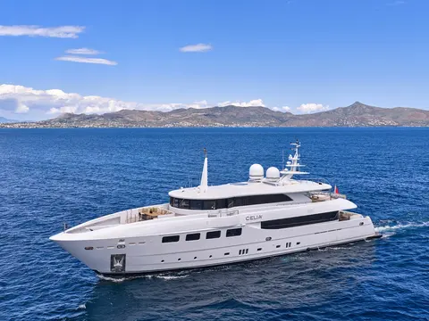 Celia P Yacht Charter, photograph 8