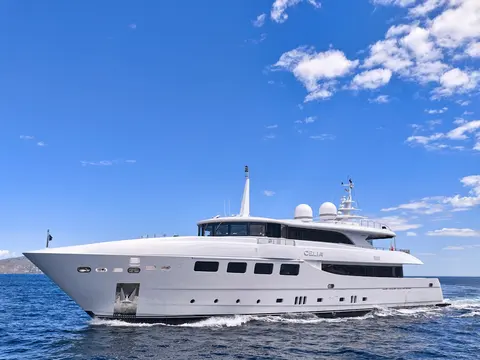 Celia P Yacht Charter, photograph 9