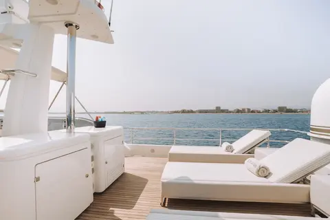 Centurion Yacht Charter, photograph 11