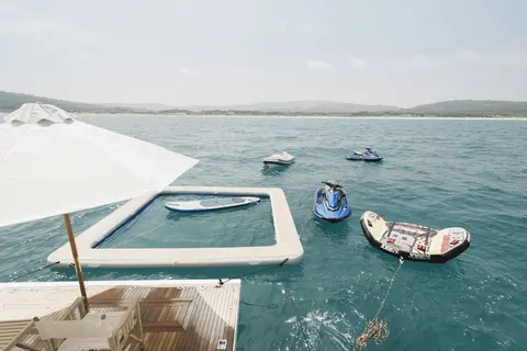 Centurion Yacht Charter, photograph 6