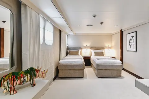 Chakra Yacht Charter, photograph 11