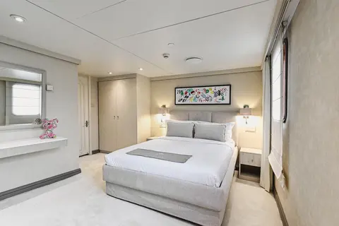 Chakra Yacht Charter, photograph 2