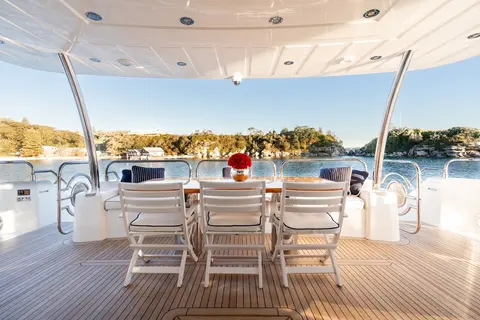 Chaos Yacht Charter, photograph 11