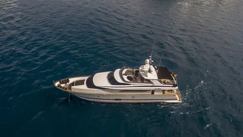 Conte Alberti Yacht Charter, photograph 6