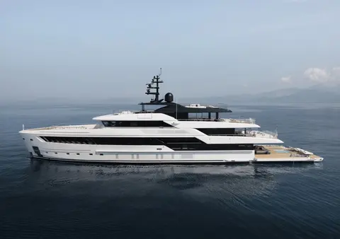 Contigo Yacht Charter, photograph 2