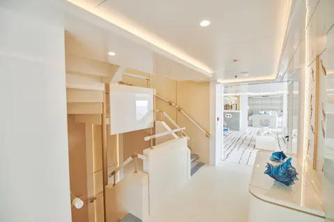Coral Ocean Yacht Charter, photograph 3