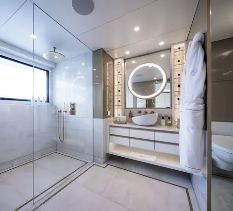 Coral Ocean Yacht Charter, photograph 9
