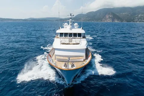 Cornelia Yacht Charter, photograph 8