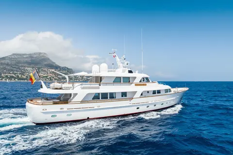Cornelia Yacht Charter, photograph 9