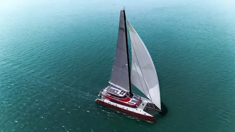 Crazy Love Yacht Charter, photograph 8