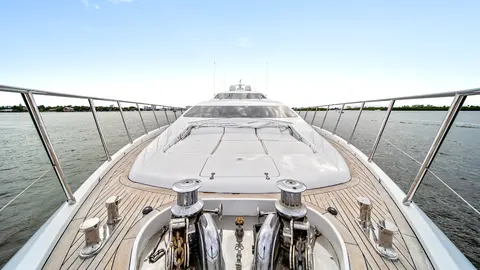 Daya Yacht Charter, photograph 10
