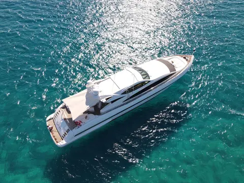 Daya Yacht Charter, photograph 2