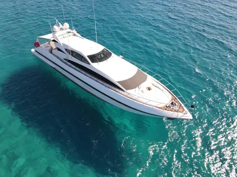 Daya Yacht Charter, photograph 4