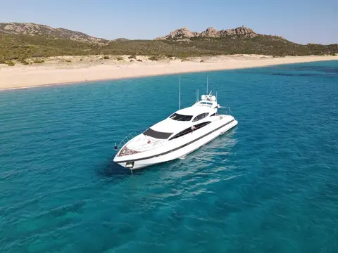 Daya Yacht Charter, photograph 5