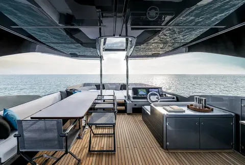 Diva Yacht Charter in Dubai, photograph 10