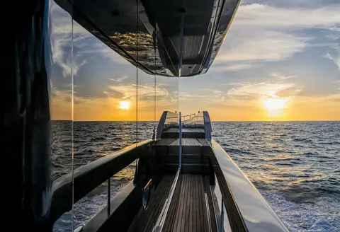 Diva Yacht Charter in Dubai, photograph 11