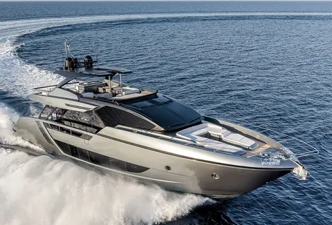 Diva Yacht Charter in Dubai, photograph 3