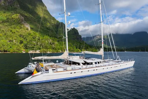 Douce France Yacht Charter, photograph 10