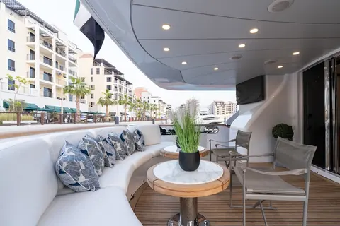 Dxb Yacht Charter, photograph 9