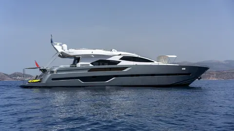 Eleven I Yacht Charter, photograph 5