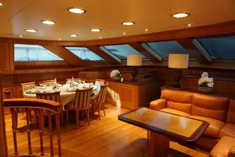 Ellen Yacht Charter, photograph 5