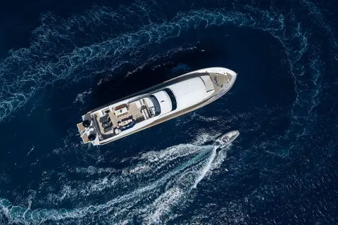 Energy Yacht Charter, photograph 5