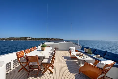 Energy Yacht Charter, photograph 6