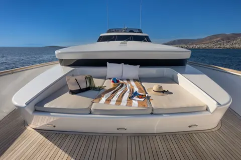 Energy Yacht Charter, photograph 8