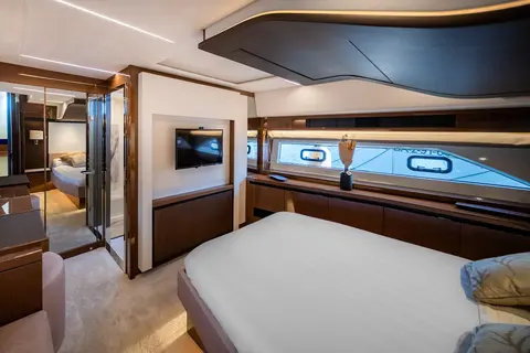 Enthousiast Yacht Charter, photograph 10