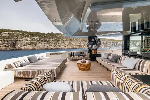 Eternity 44 Yacht Charter, photograph 10