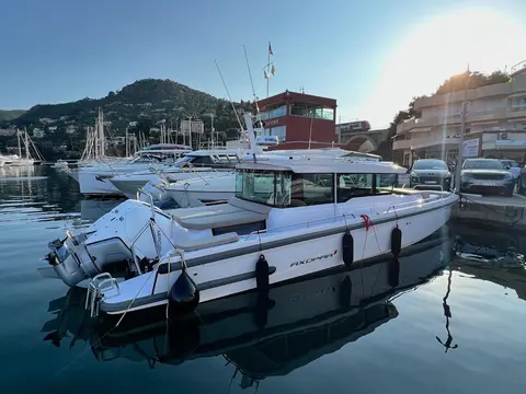 Euphoria Yacht Charter, photograph 3