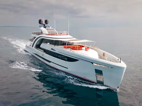 Euphoria Yacht Charter, photograph 5