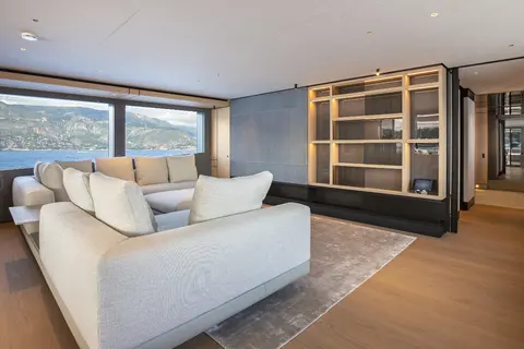 Extra Time Yacht Charter, photograph 9