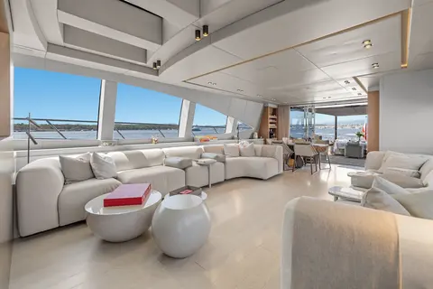 Fanamax Yacht Charter, photograph 12