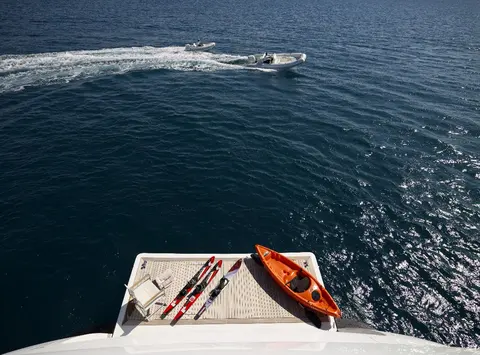 Feligo V Yacht Charter, photograph 11