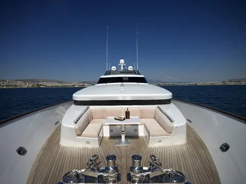 Feligo V Yacht Charter, photograph 9