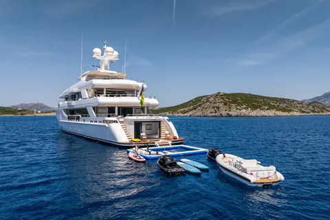 Fortuna Yacht Charter, photograph 10