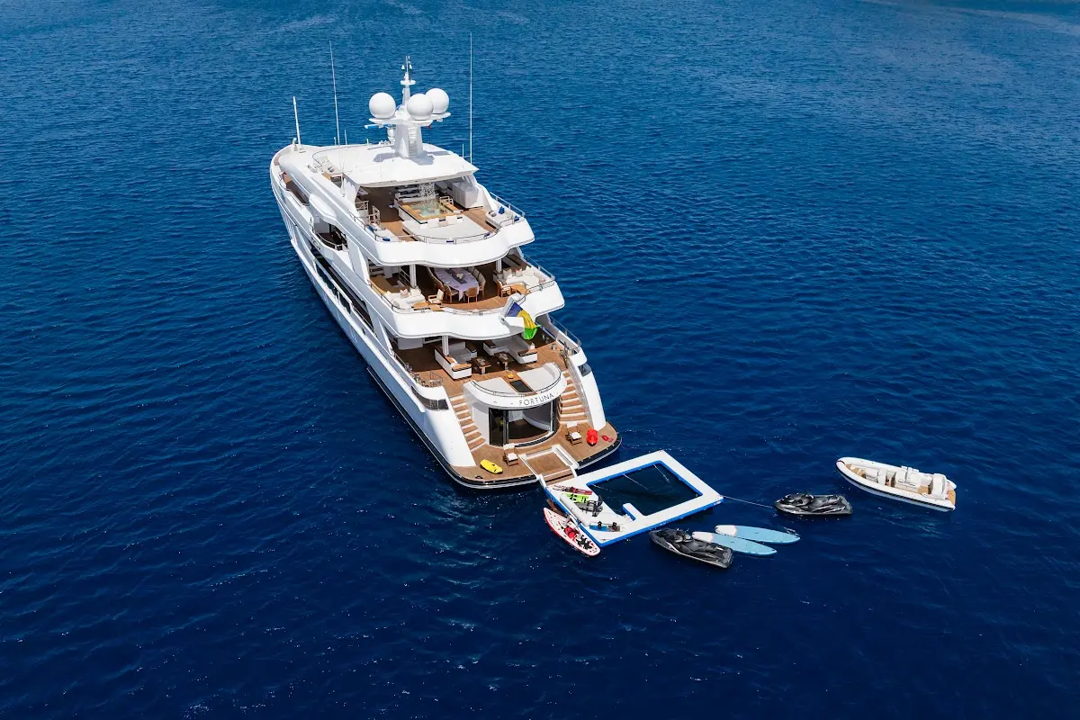 Fortuna Yacht Charter