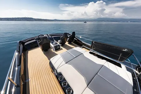 Forza Yacht Charter, photograph 8
