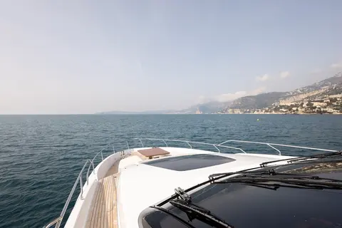 G Yacht Charter, photograph 10
