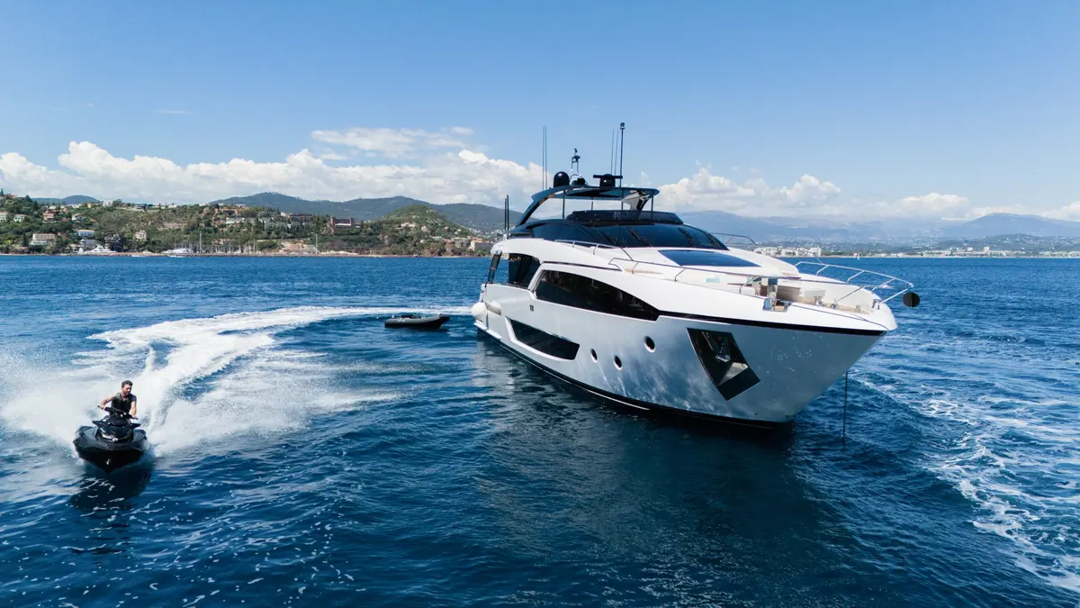 G Yacht Charter