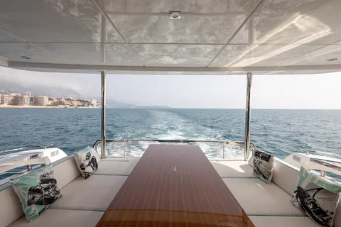G Yacht Charter, photograph 6