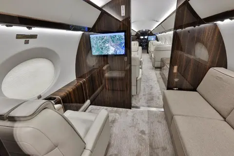 G650 Private Jet Charter, photograph 2