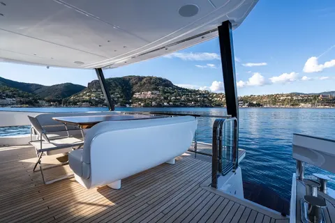 Getaway Yacht Charter, photograph 11
