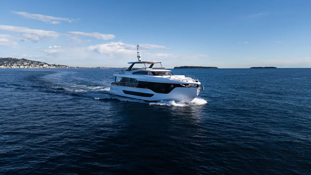 Getaway Yacht Charter